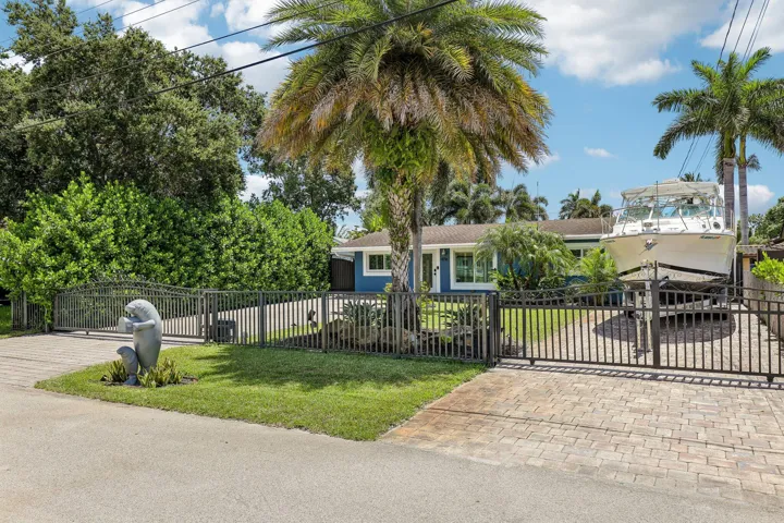 6-web-or-mls-SW 35th Ave-S3006-006