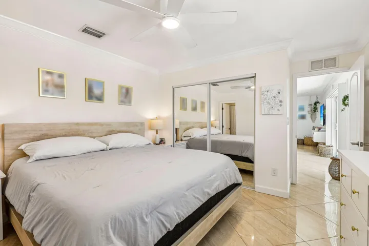 39-web-or-mls-SW 35th Ave-S3006-039