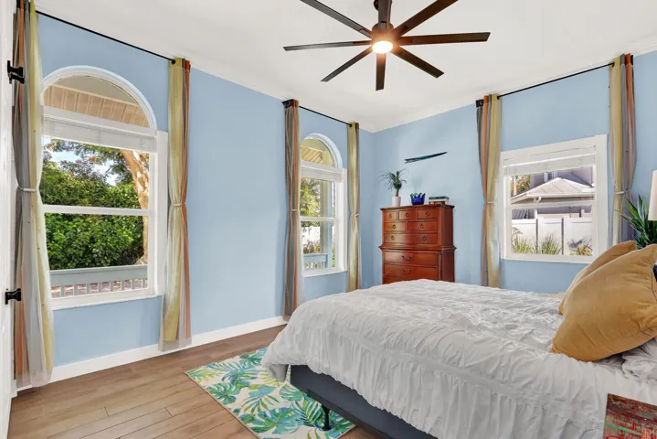 Guest bedroom