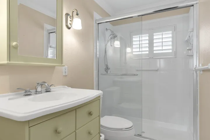 crosley.bath1