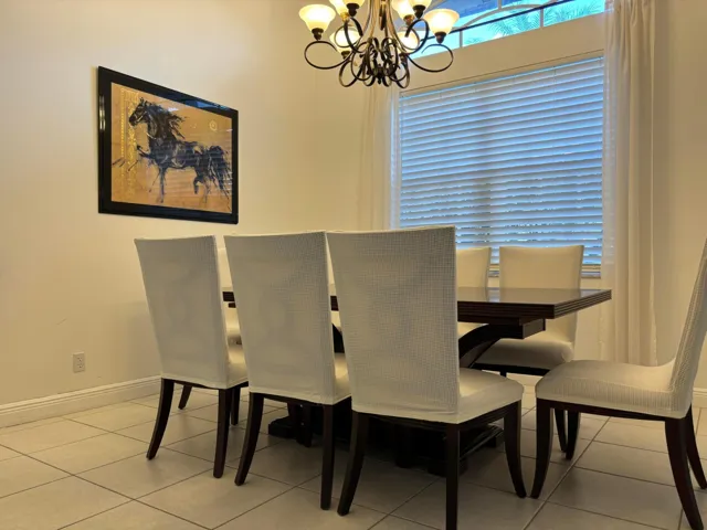 Dining Room - sits 10 comfortably