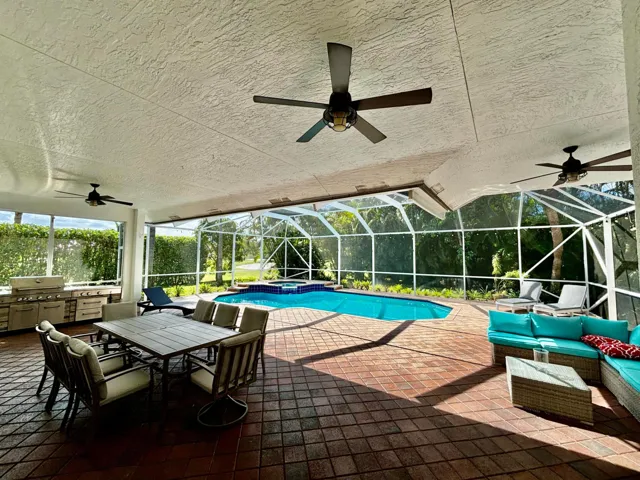 Screened Patio