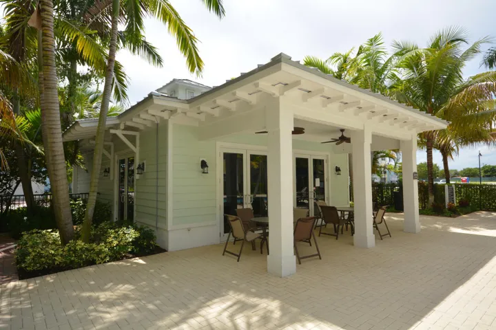 229 N Latitude Cir Delray-large-027-30-C
