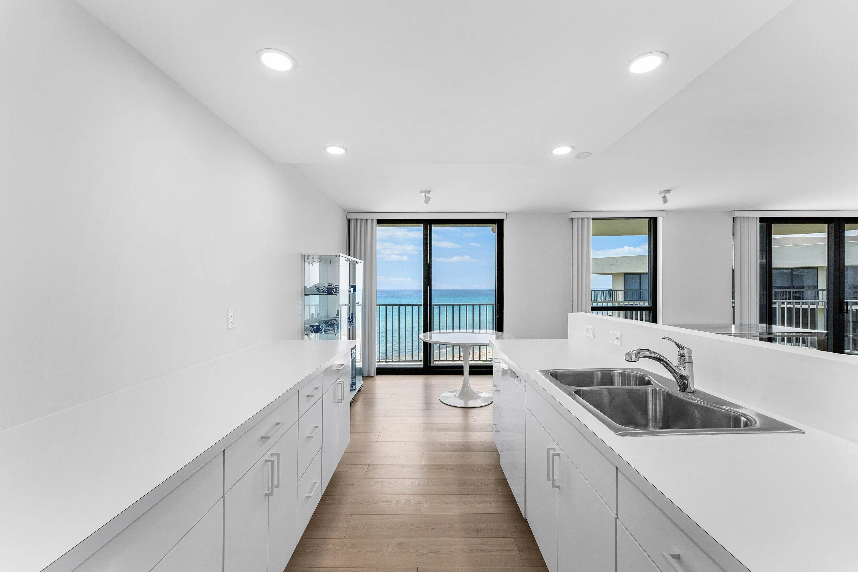 012 Kitchen