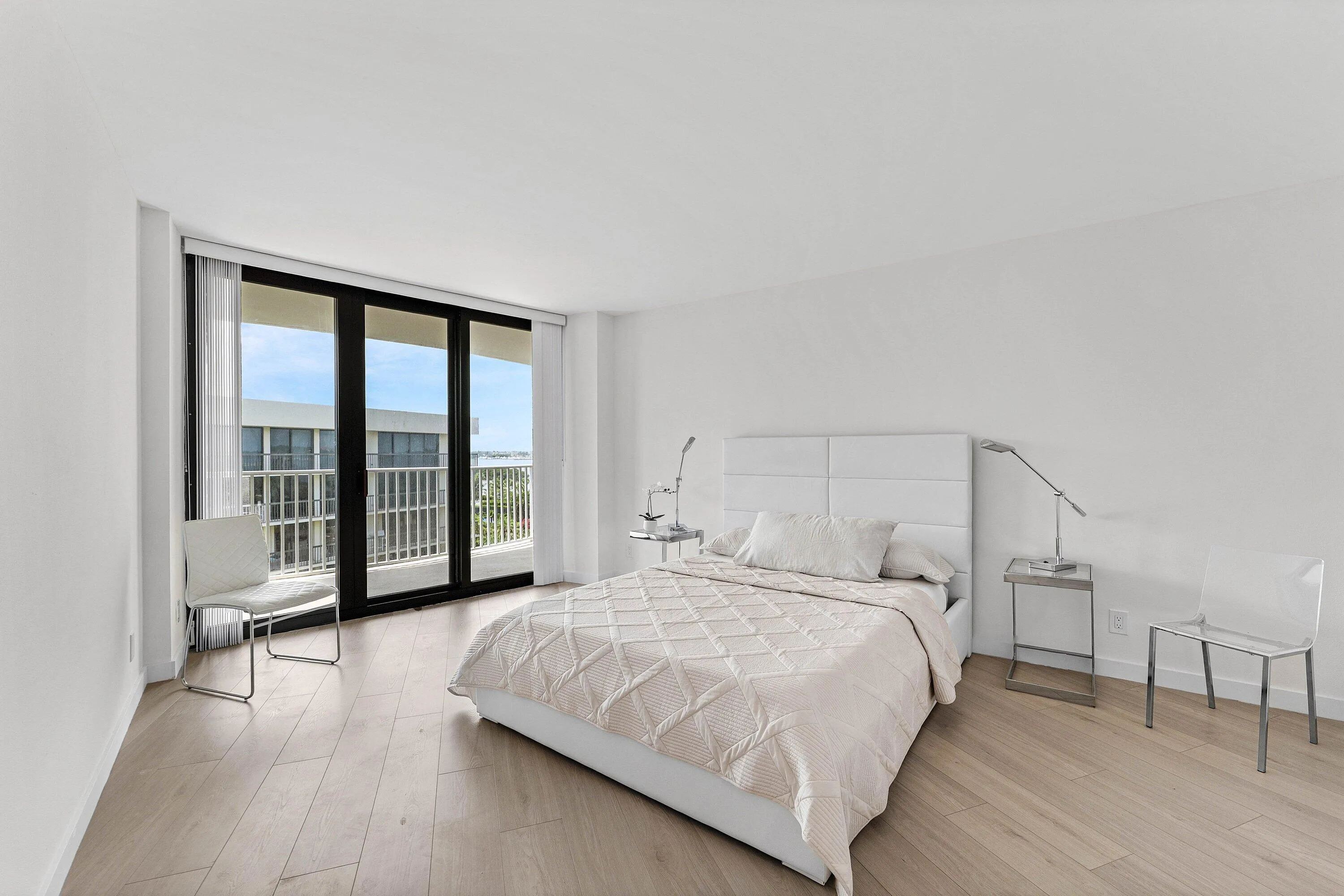 021 Guest bedroom