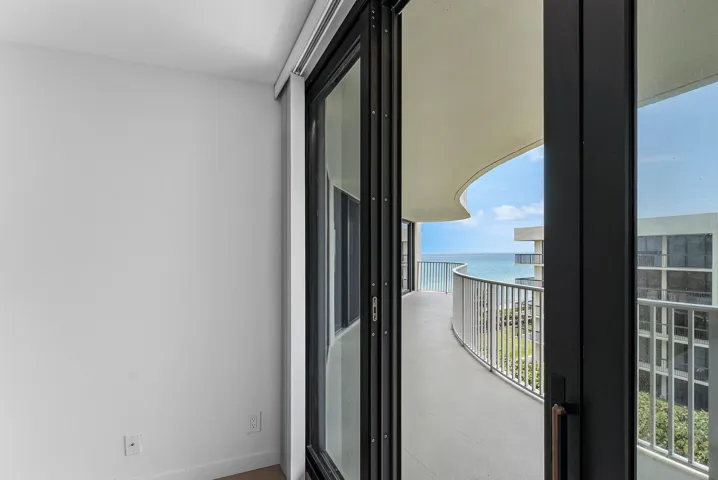025 Primary bedroom view