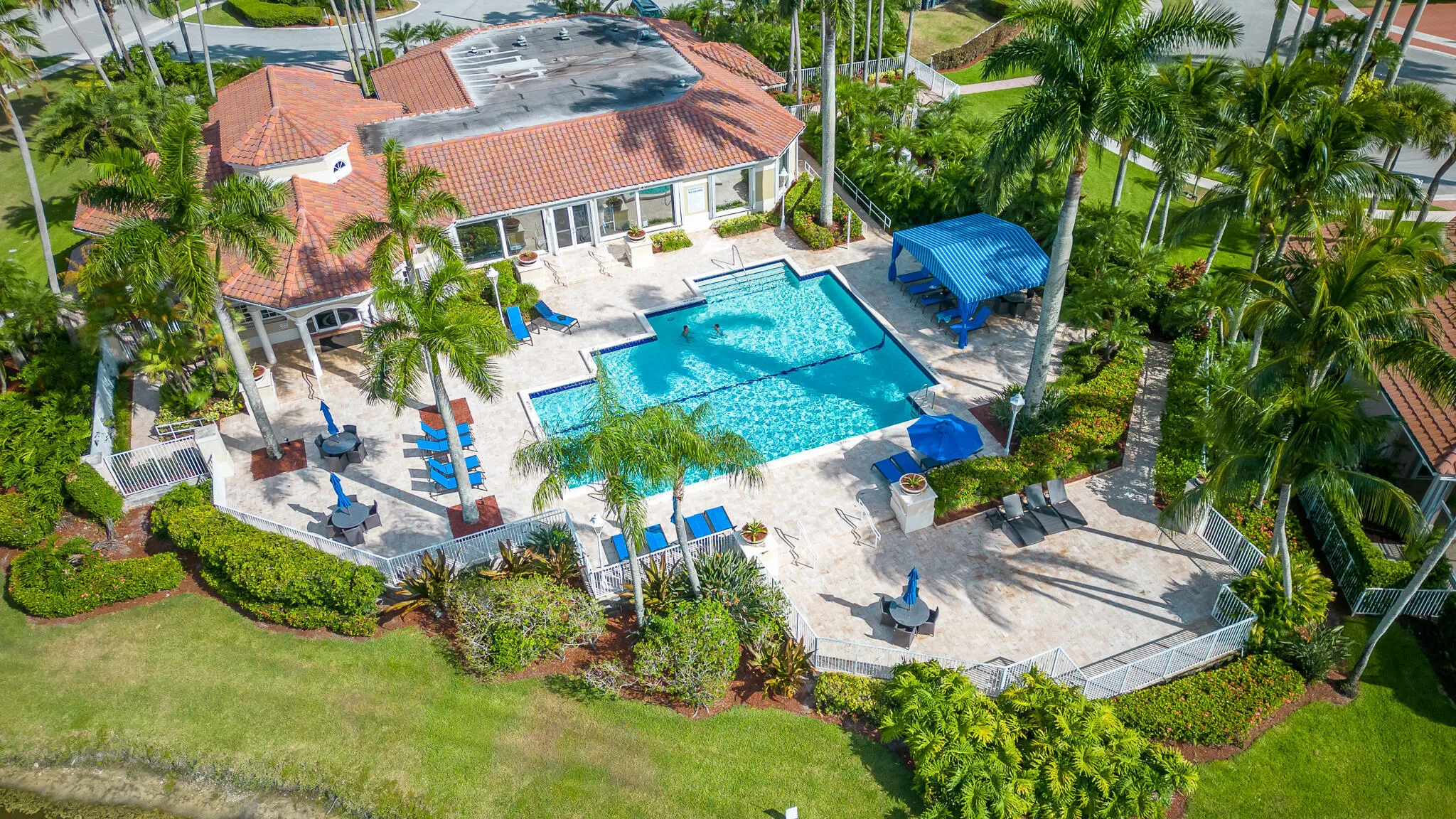 Clubhouse Pool