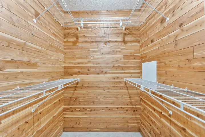 Cedar Large Closet