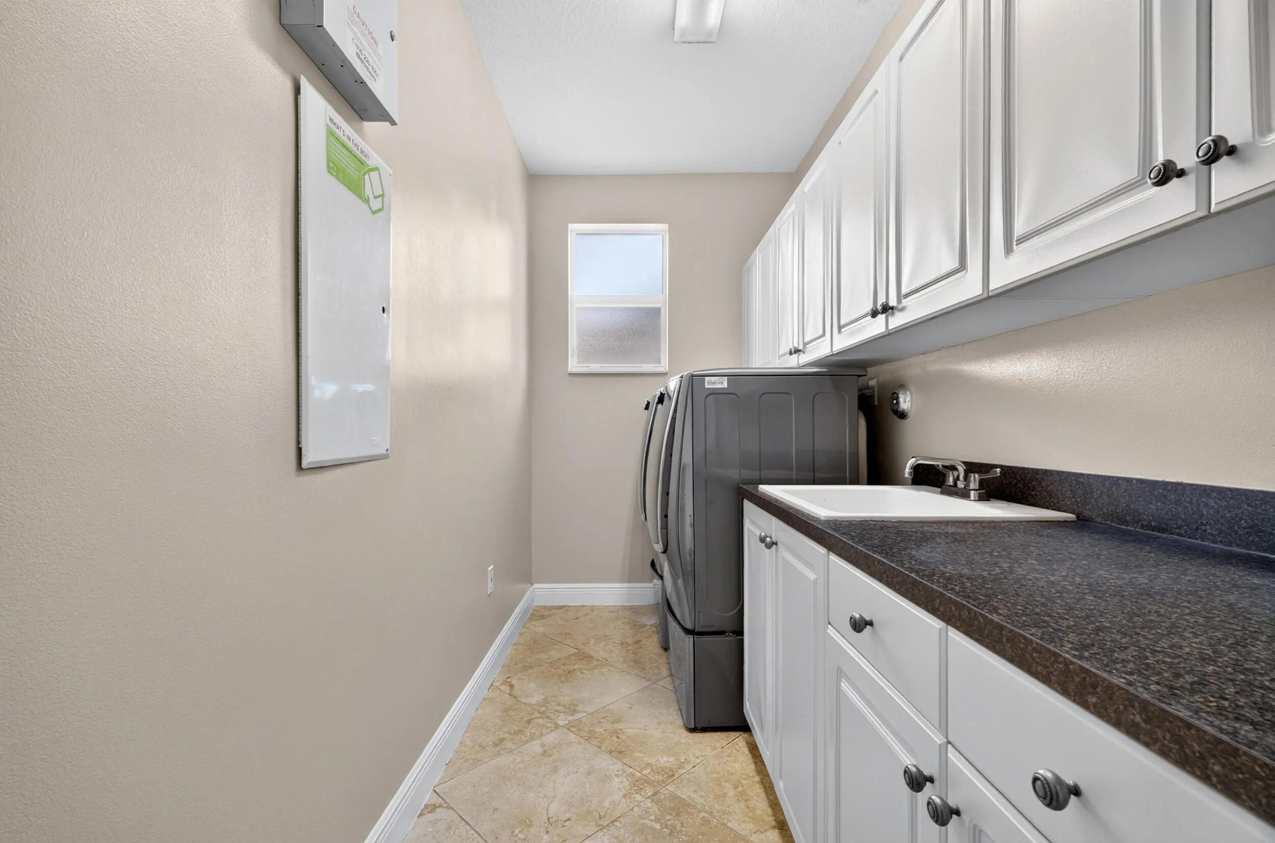 090_Laundry_Room