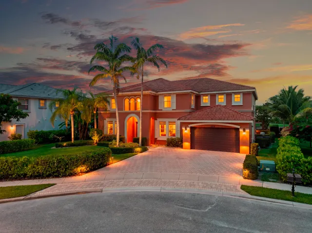 001_Front_Exterior_Twilight