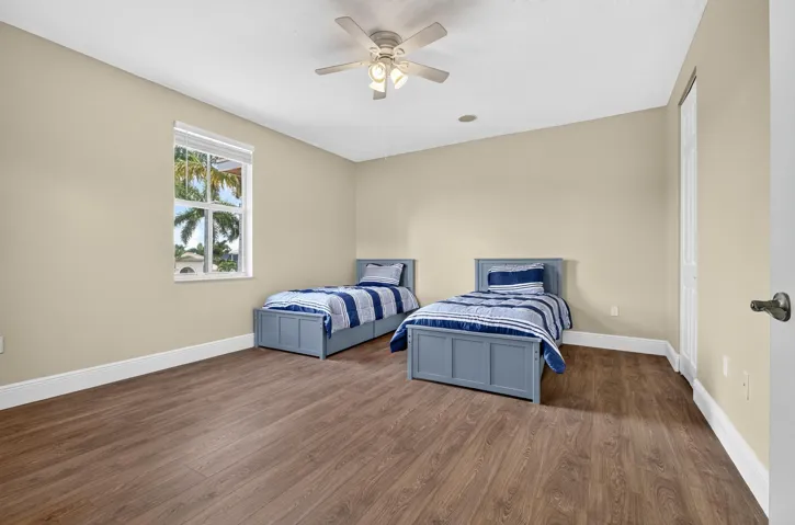 072_Bedroom_3