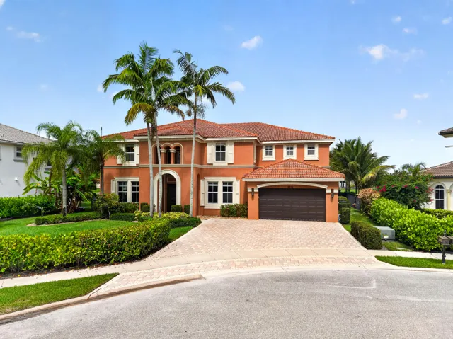 003_Front_Exterior_2