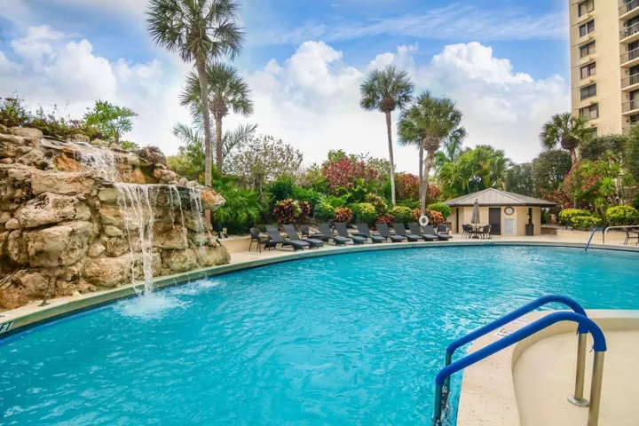 Envoy Pool1