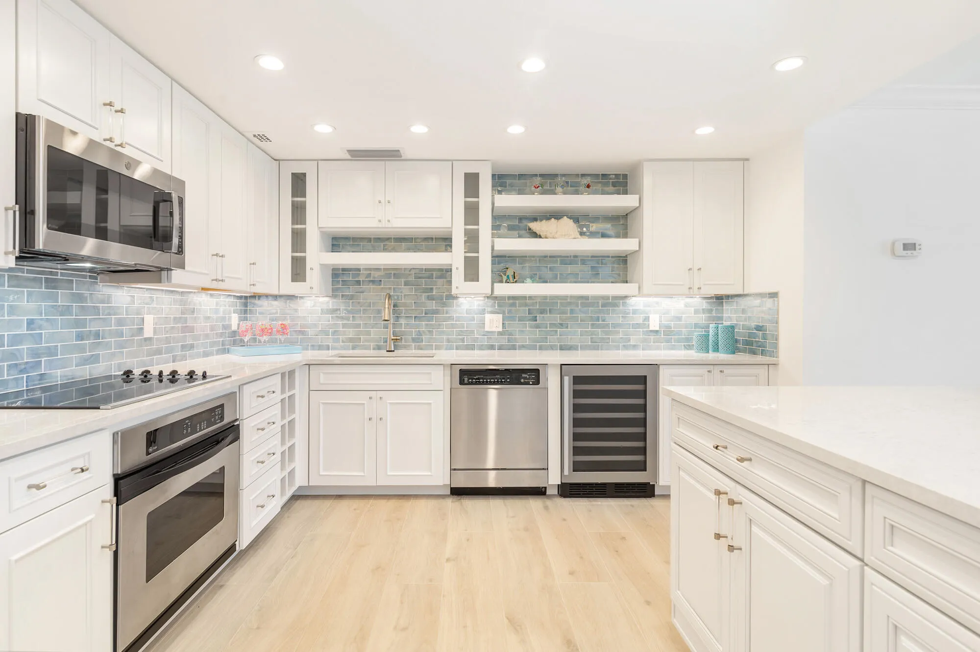 354 Chilean Ave 6C Kitchen