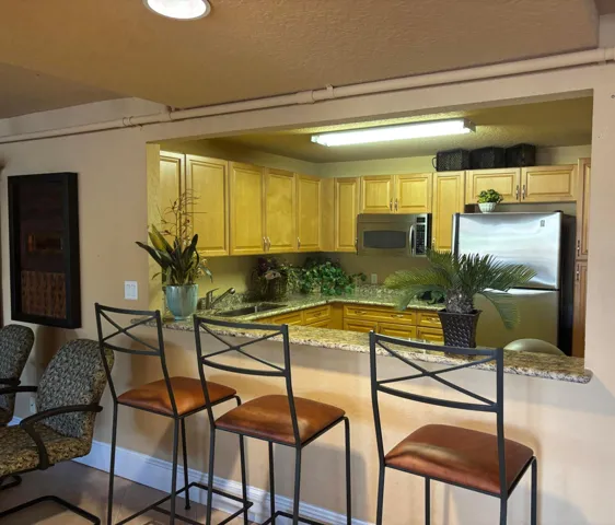 CLUBHOUSE KITCHEN