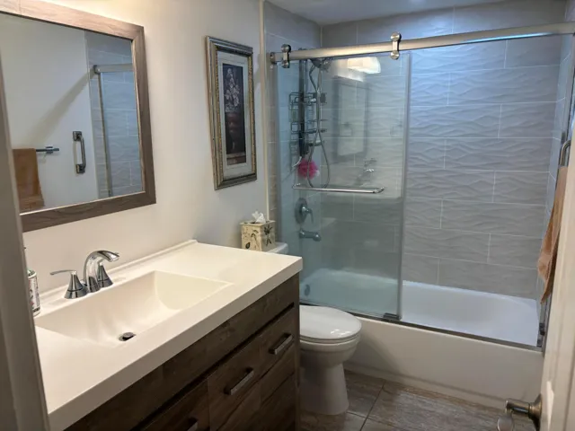 PRIMARY​​‌​​​​‌​​‌‌​‌‌​​​‌‌​‌​‌​‌​​​‌​​ BATHROOM
