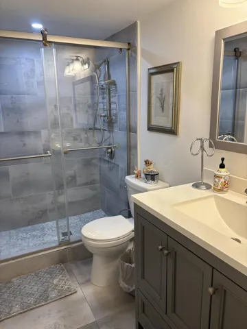 SECOND BATHROOM