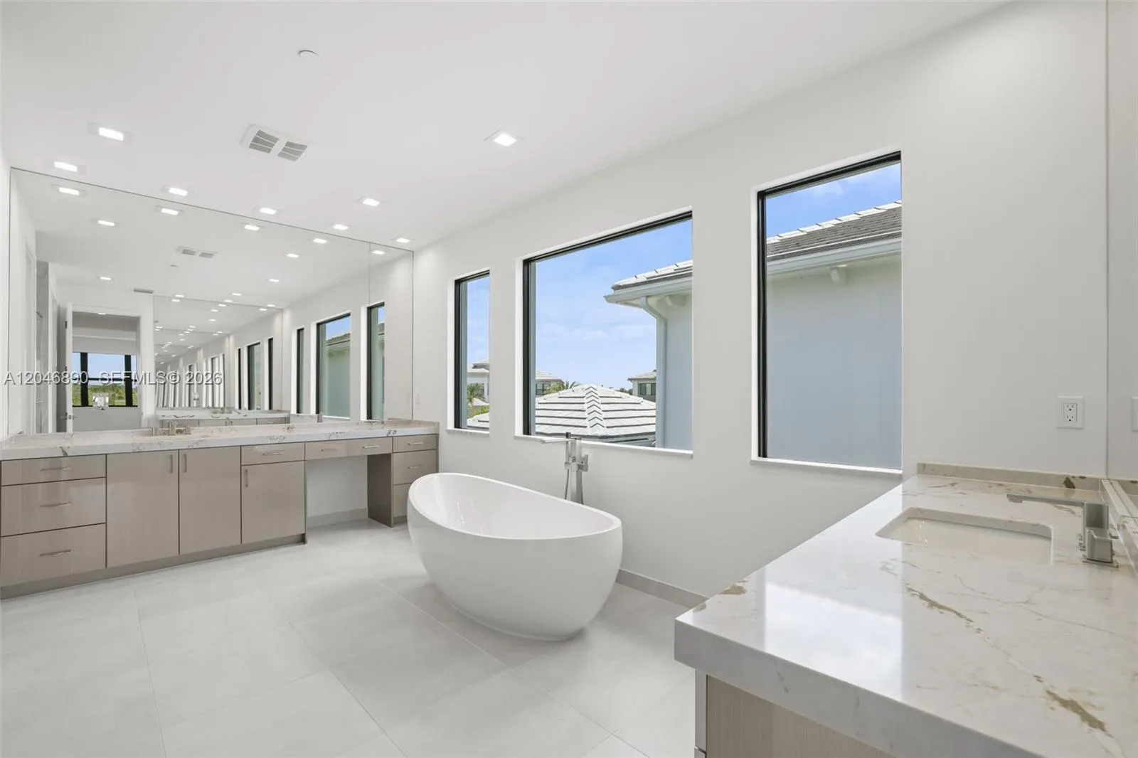 Property photo 87