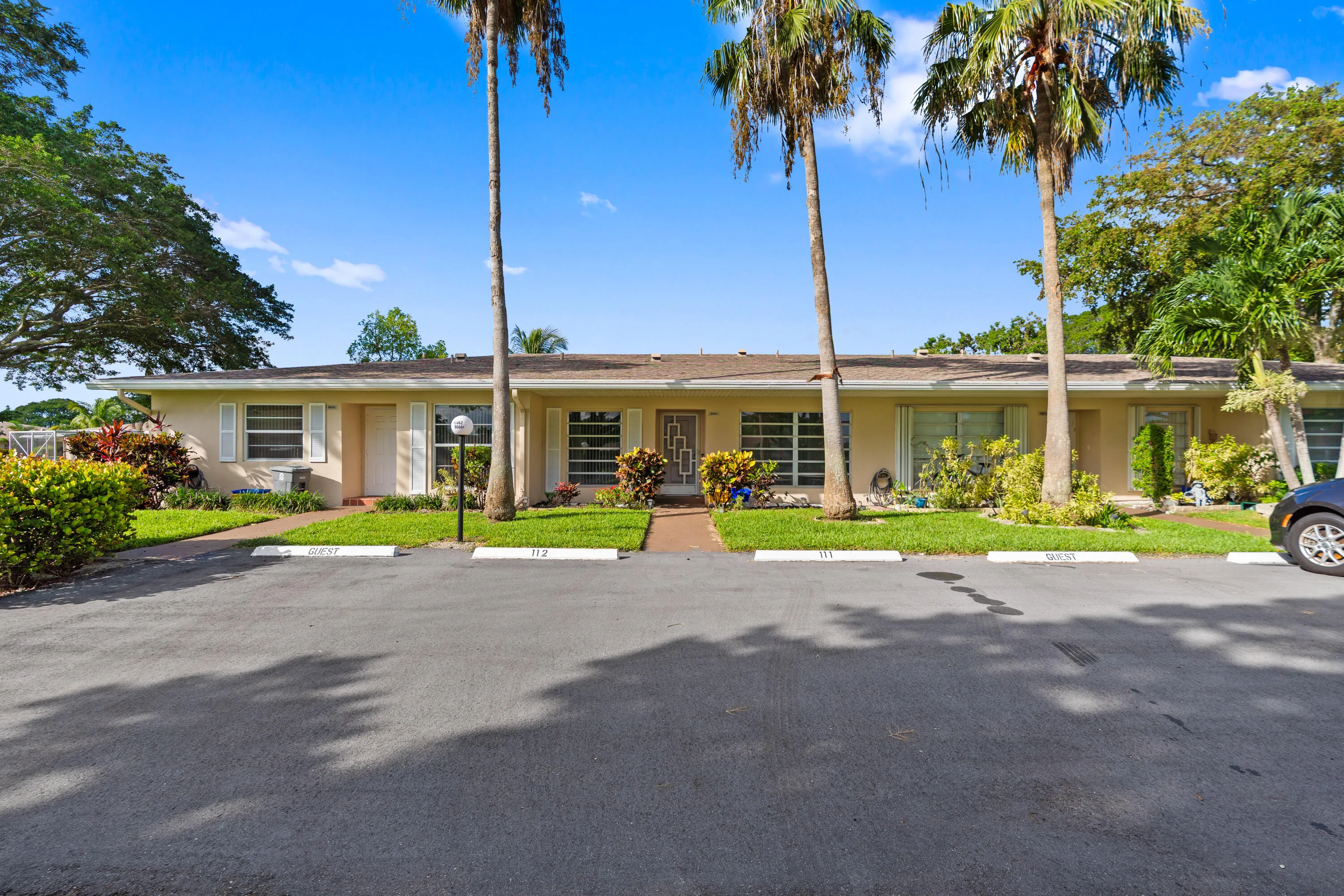 Welcome home to 8666 Bella Vista Dr. in Boca Lakes