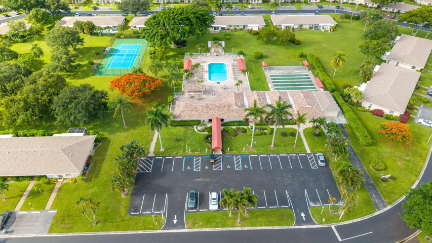 Ariel view of community clubhouse and amenities