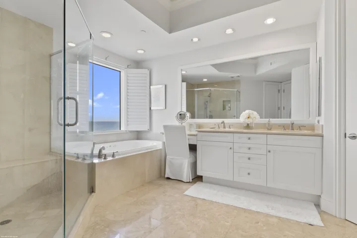 5310 N Ocean Dr 601 029