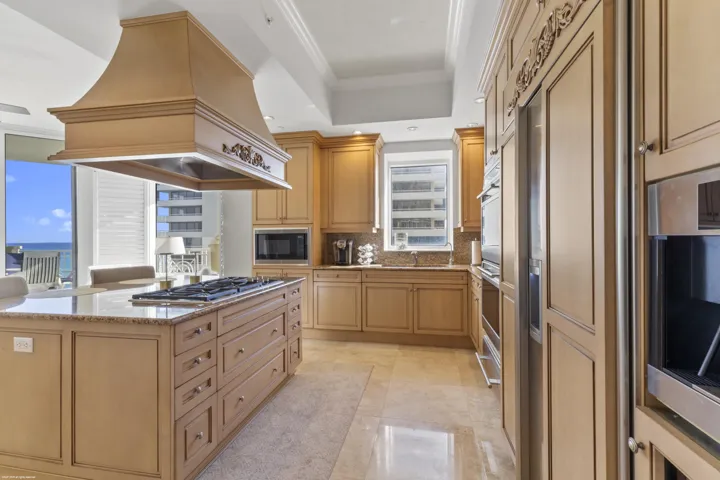 5310 N Ocean Dr 601 012