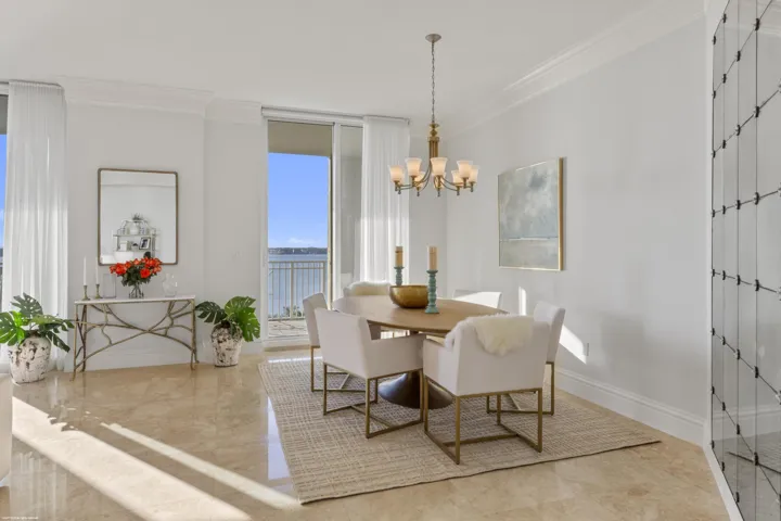 5310 N Ocean Dr 601 021