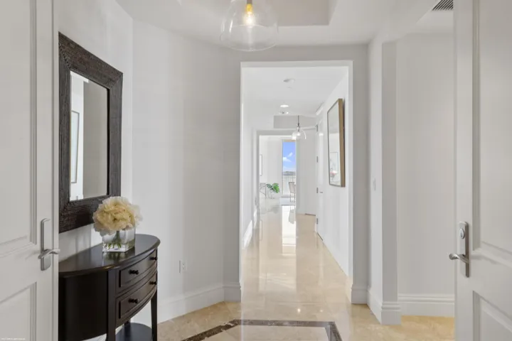5310 N Ocean Dr 601 002