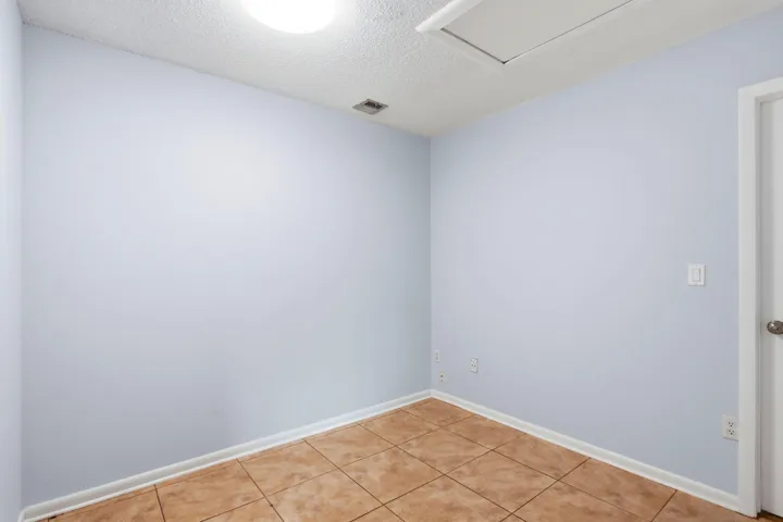 33-web-or-mls-0E2A2482