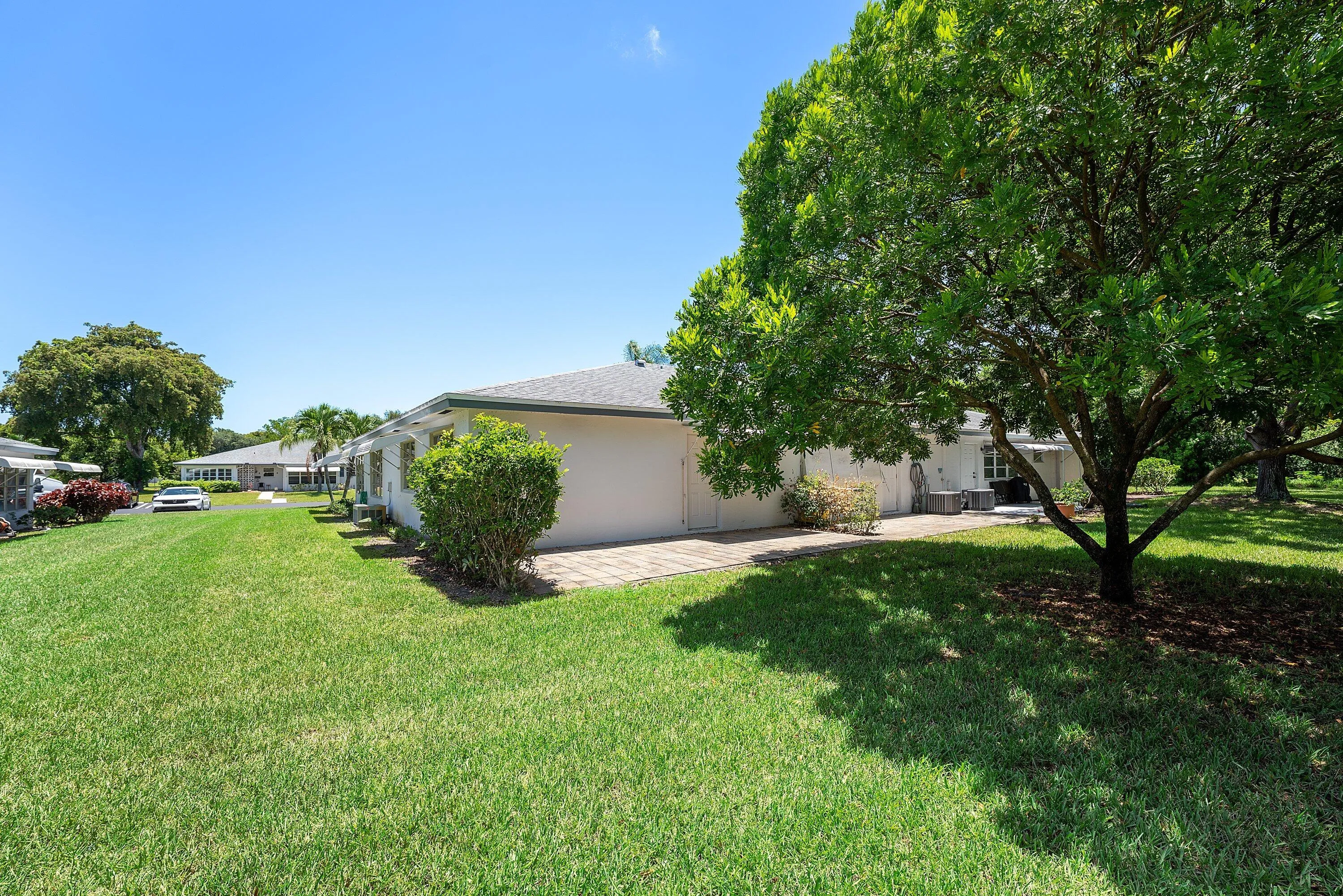 029-1210SouthDriveCircle-D-DelrayBeach-F