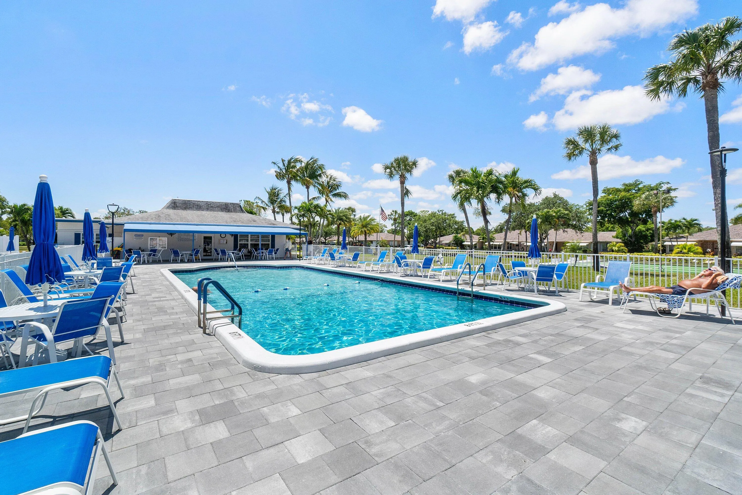 042-1210SouthDriveCircle-D-DelrayBeach-F