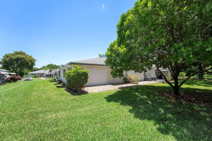 029-1210SouthDriveCircle-D-DelrayBeach-F
