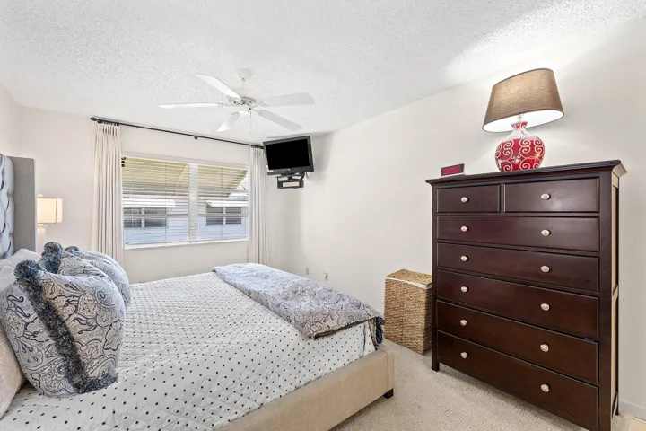 018-1210SouthDriveCircle-D-DelrayBeach-F