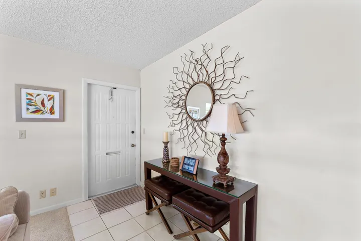 006-1210SouthDriveCircle-D-DelrayBeach-F