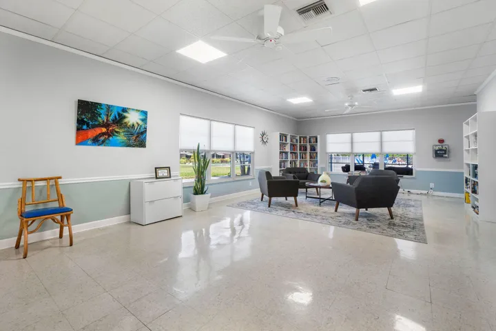 046-1210SouthDriveCircle-D-DelrayBeach-F