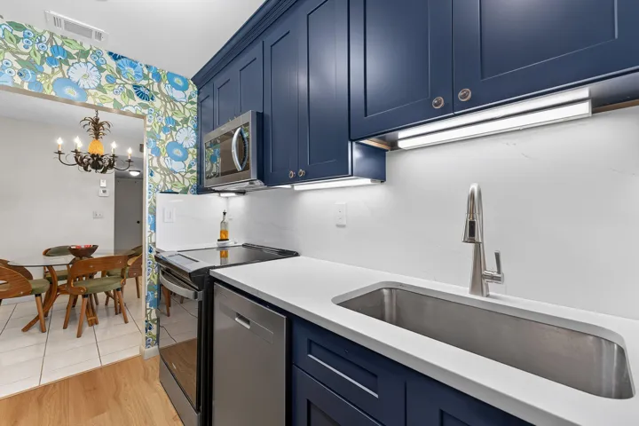 014-1210SouthDriveCircle-D-DelrayBeach-F