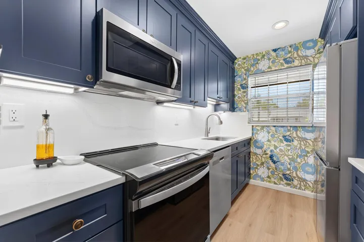 015-1210SouthDriveCircle-D-DelrayBeach-F