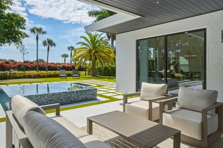 10720 Ave of the PGA Palm Beach Gardens