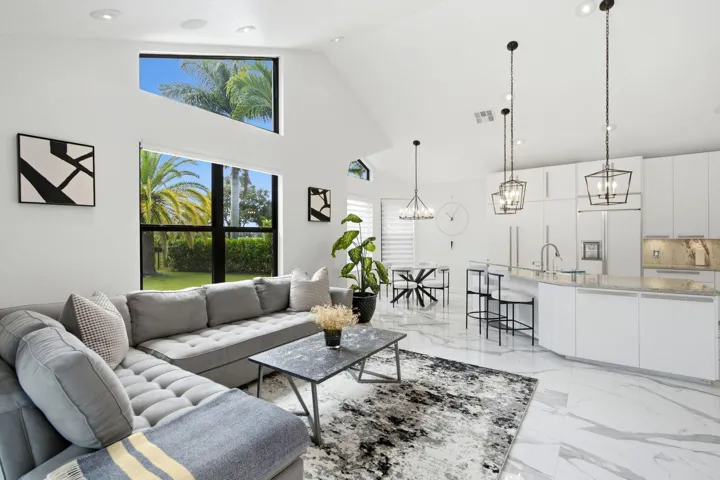 10720 Ave of the PGA Palm Beach Gardens