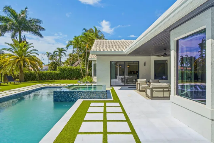 10720 Ave of the PGA Palm Beach Gardens