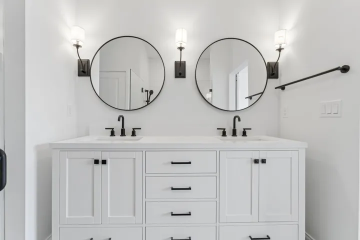 "Contract is on builder new home agreement. All information, including but not limited to measurements, prices, included items, and tax estimations are subject to change and should be verified by buyer's agent. Visit our beautiful model located at 10386 NW Dreamweaver Rd. Tel: (772) 837-6177. Estimated delivery date:"