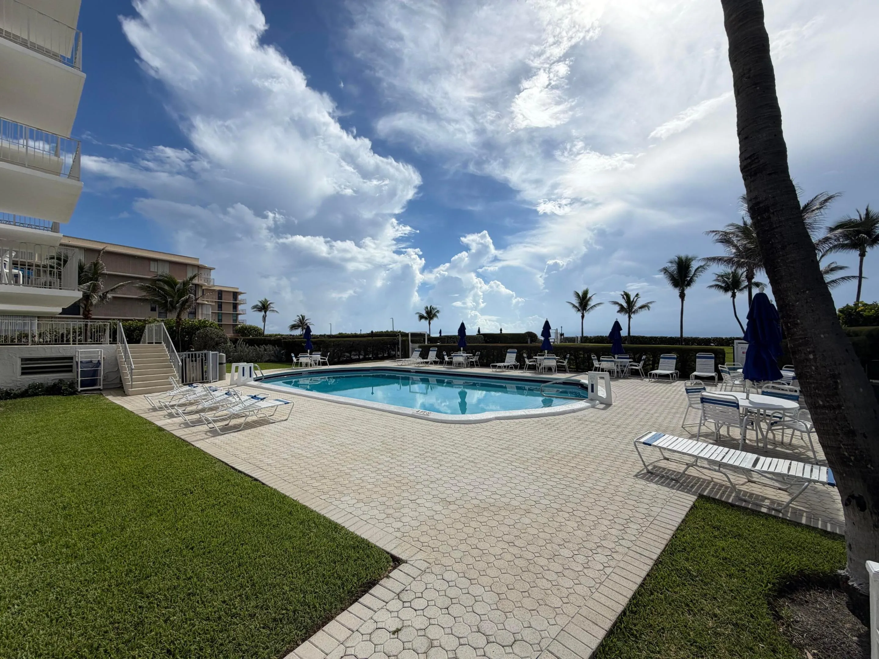 pool 1