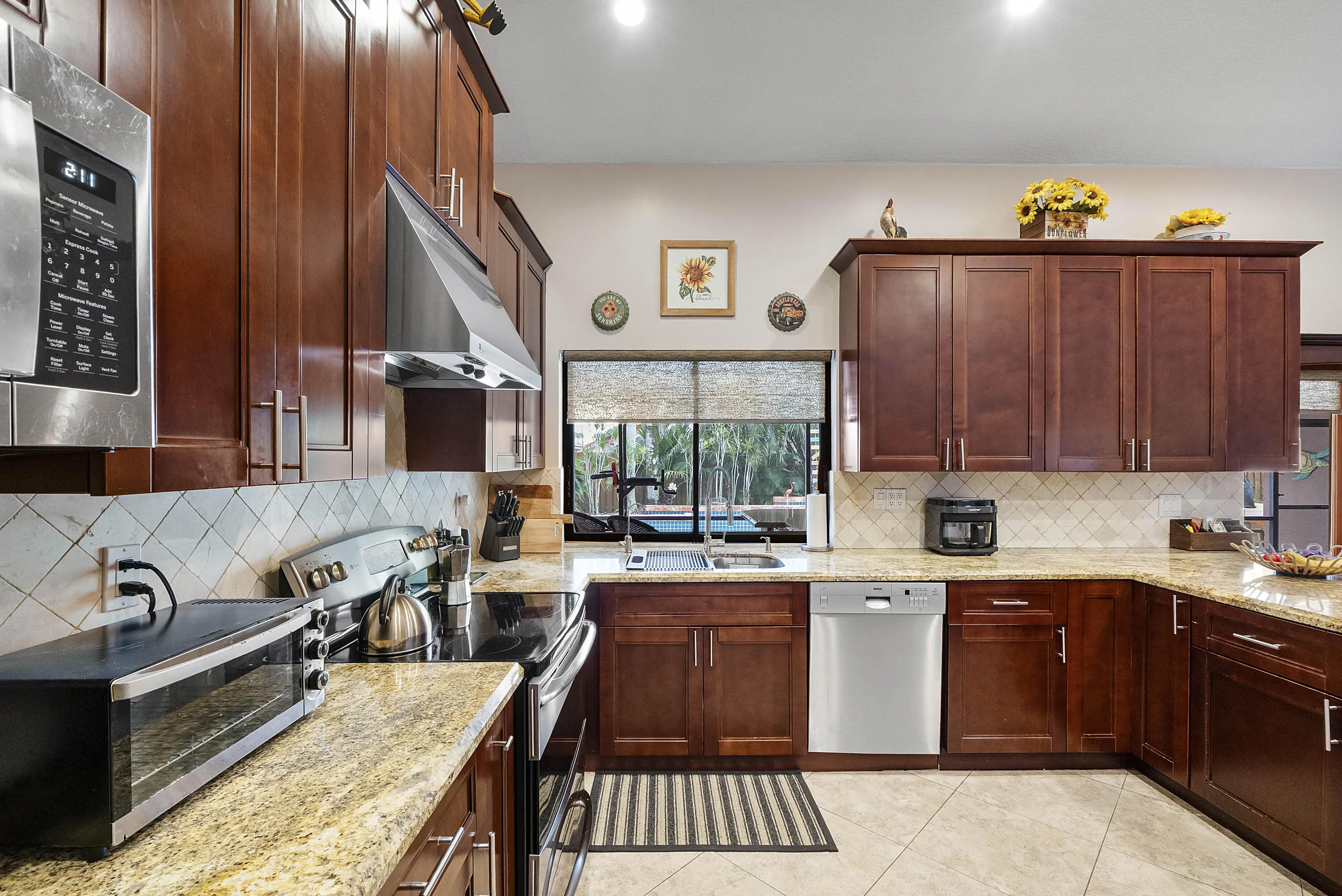 10662 Nw 7th Pl_050