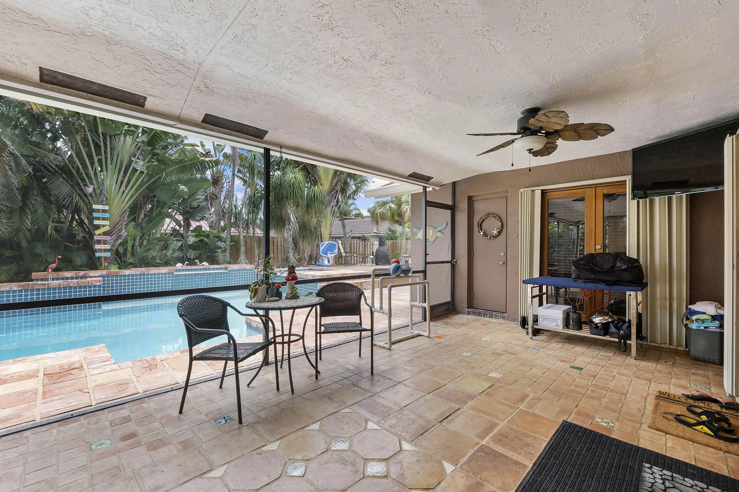 10662 Nw 7th Pl_025