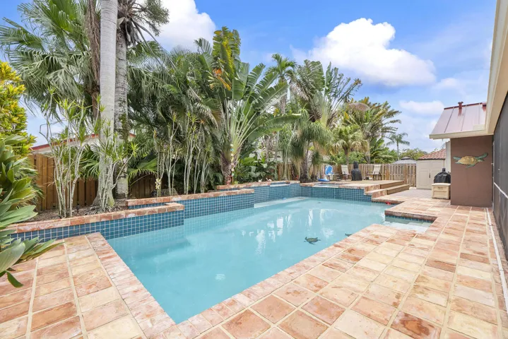 10662 Nw 7th Pl_017