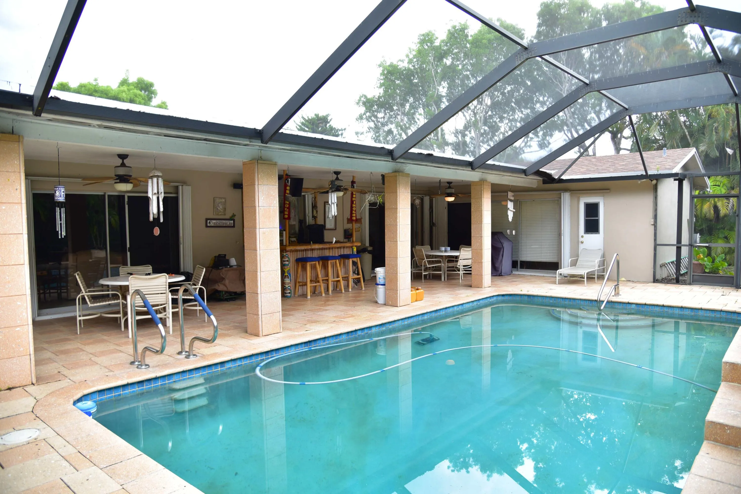 pool