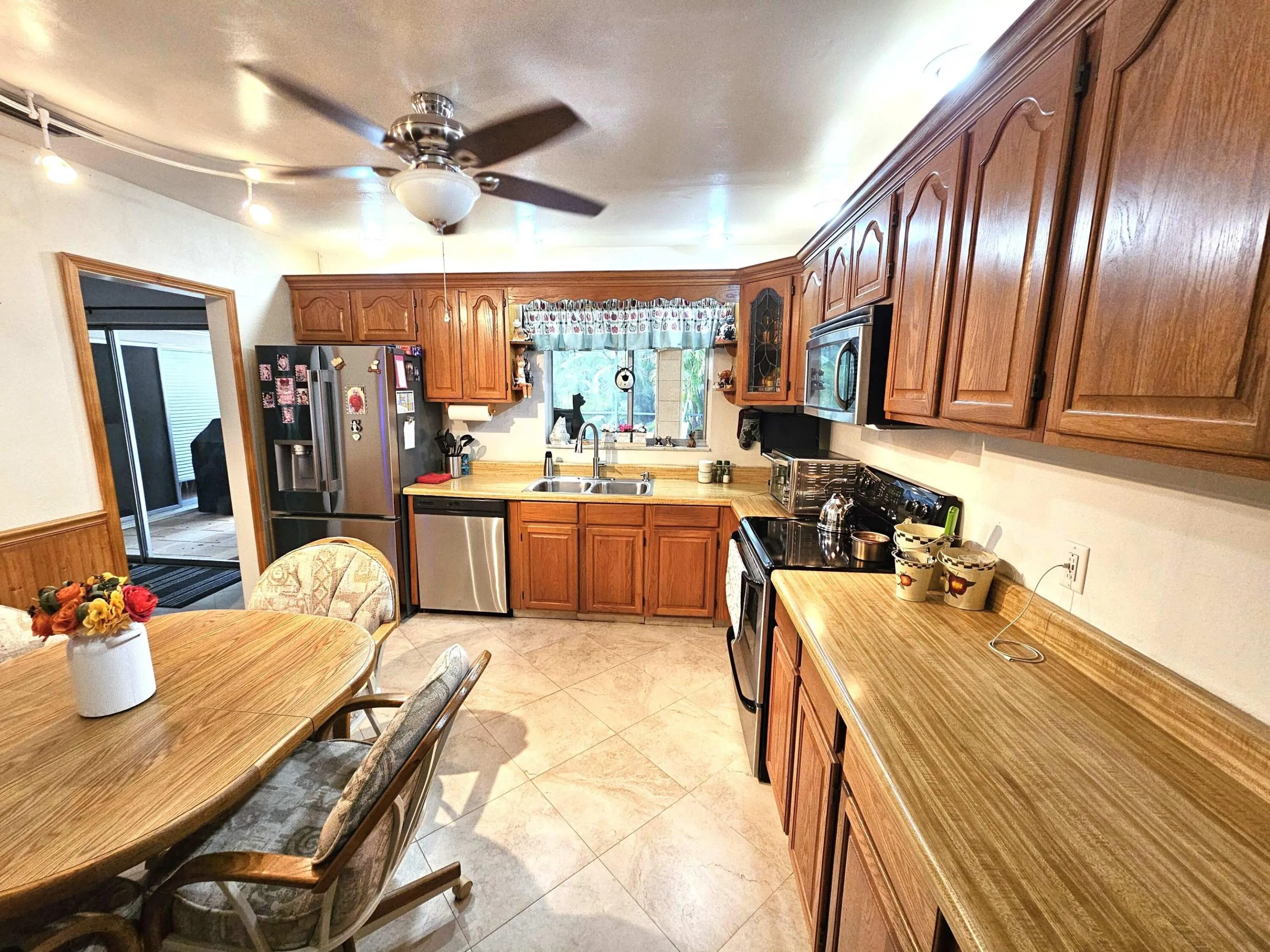 spacious kitchen