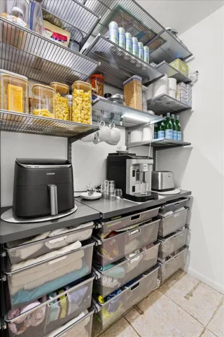 PANTRY/STORAGE