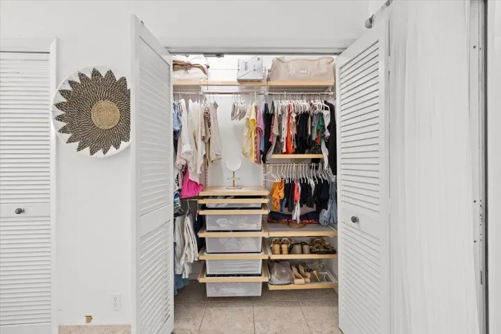 BEDROOM CLOSET