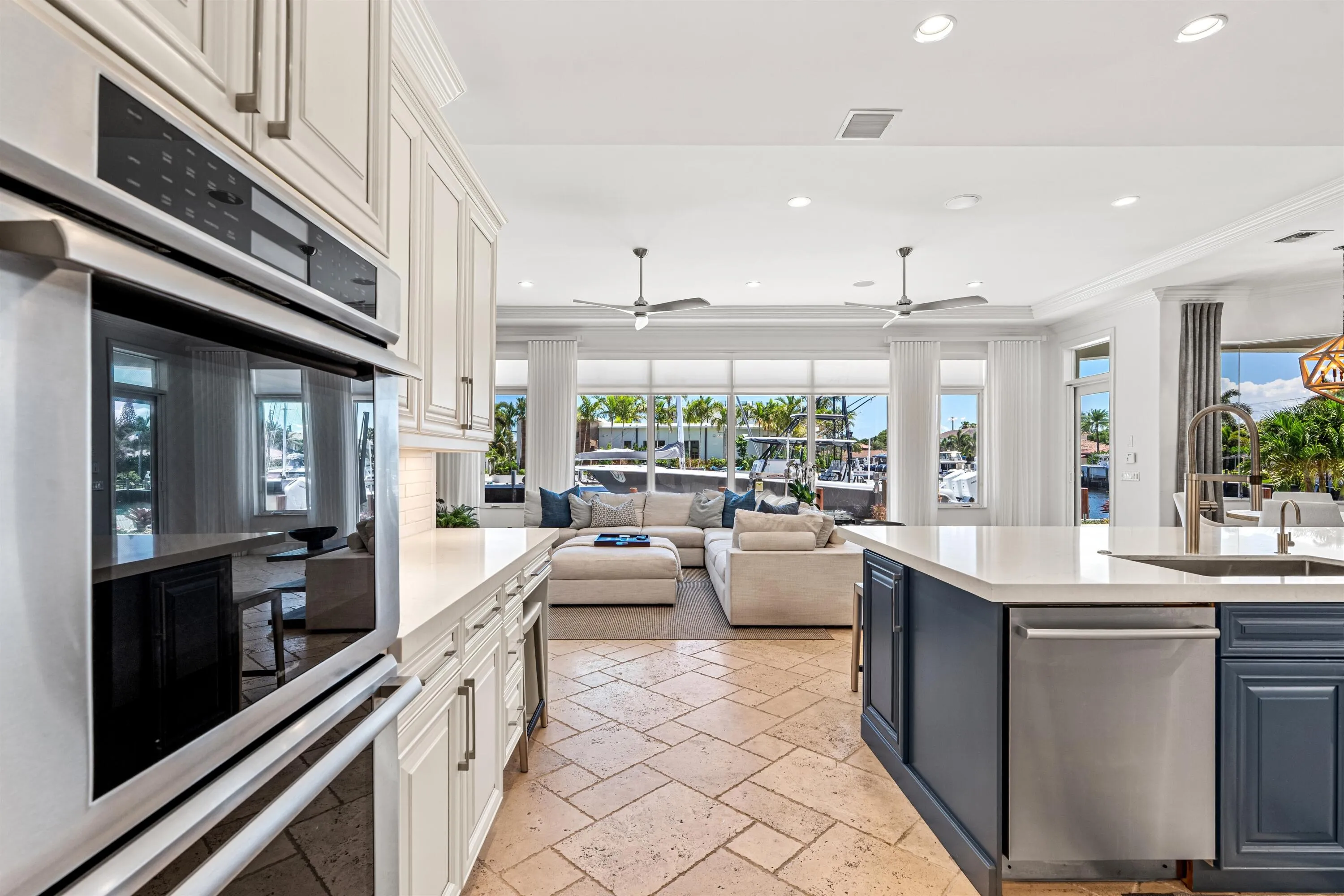 KITCHEN_TO_FAMILY_ROOM